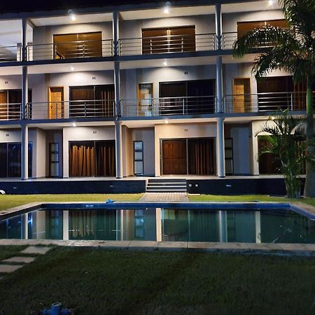 Hotel Gani Manjacaze Exterior photo