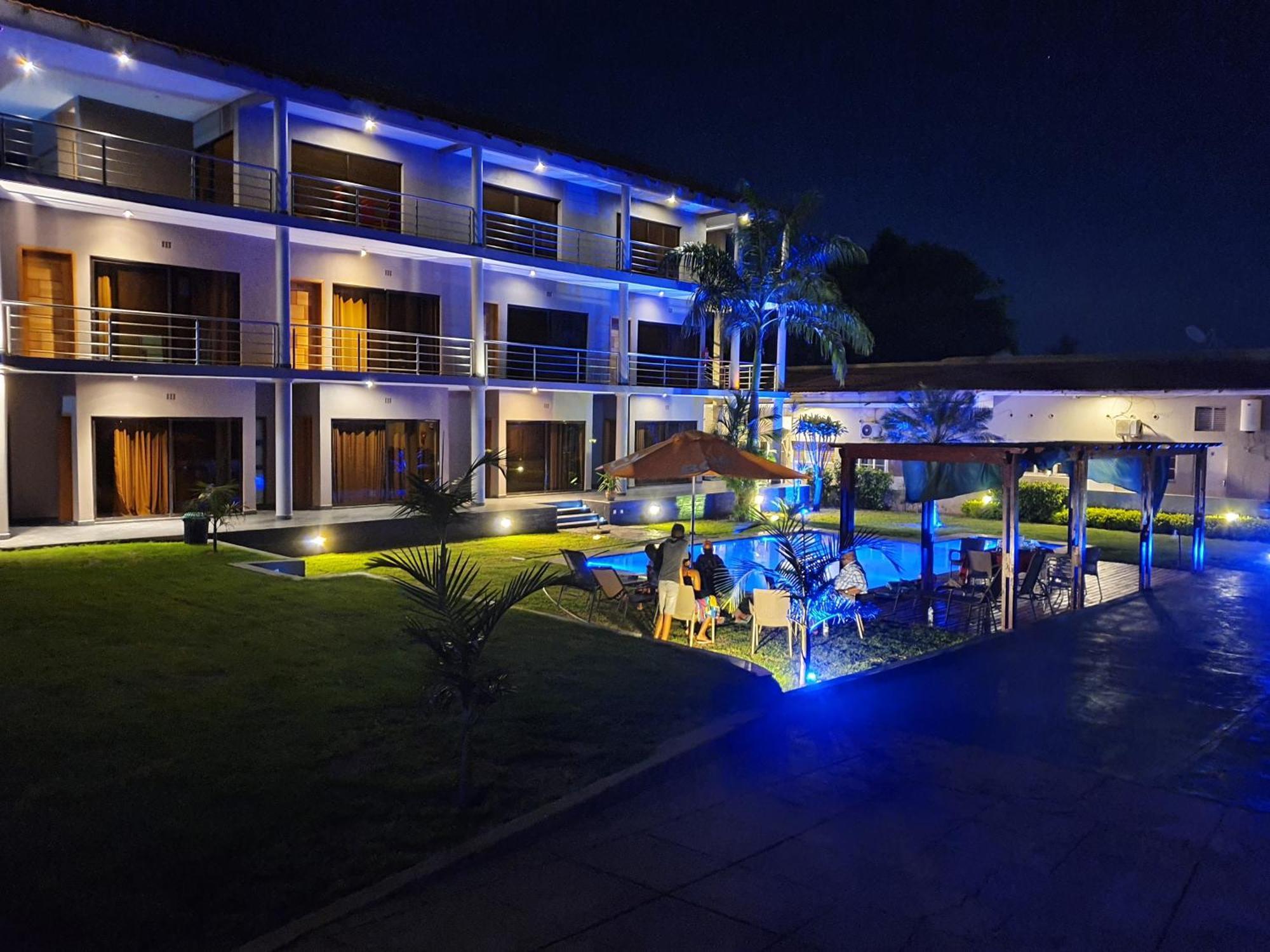 Hotel Gani Manjacaze Exterior photo